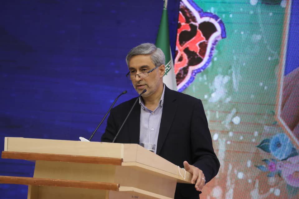 استاندار همدان: یکی از مهمترین اولویت های دولت سیزدهم توجه به جوانان و همفکری با این قشر است