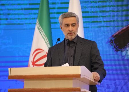 جشنواره راه روشن، مطلعی برای وحدت و انسجام نسل‌ها است