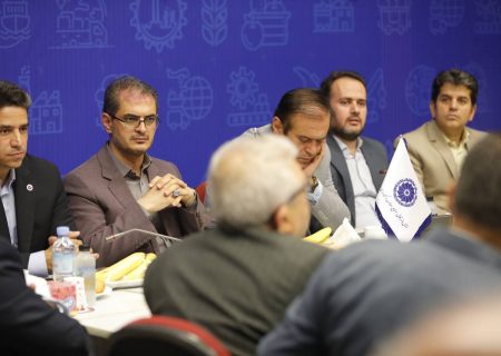 ۲ پیشنهاد استاندار کردستان به فعالان اقتصادی