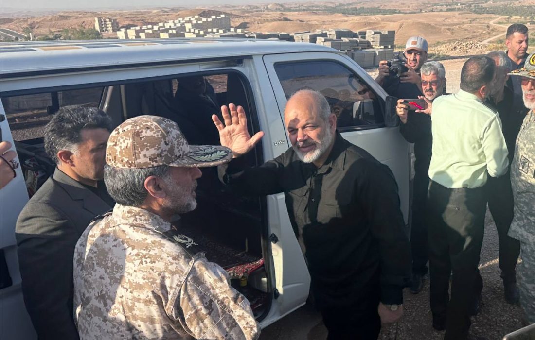 وزیر کشور به قصرشیرین سفر کرد