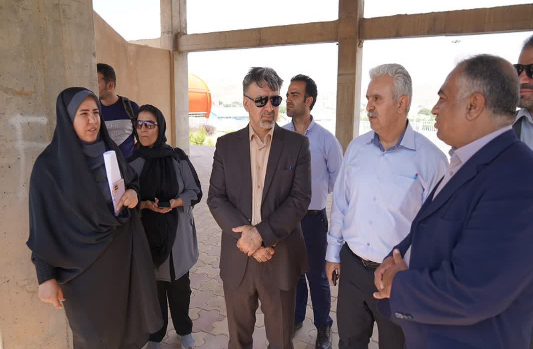 مولد سازی اماکن دولتی می تواند علاوه بر تسریع در تکمیل و اتمام پروژه های ناتمام کردستان در حوزه ورزش و جوانان ، در حفظ و نگهداشت اماکن ورزشی با ایجاد درآمد زایی تاثیرگذار باشد