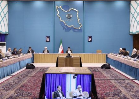 در جلسه عصر امروز شورای عالی فضای مجازی صورت گرفت؛  تصویب ضوابط حضور و فعالیت مسئولان و دستگاه‌ها در فضای مجازی