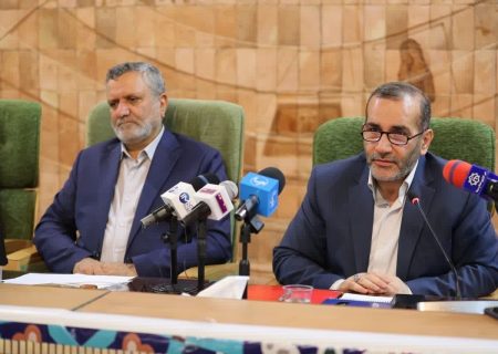 فعال سازی راه آهن خسروی به اندازه ده‌ها کارگاه اشتغالزایی دارد